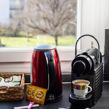 Le Chateaubriand - Parking - Netflix *